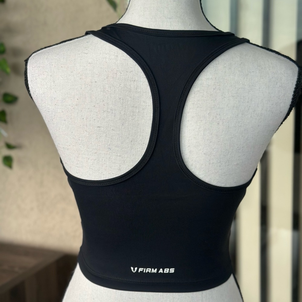 NWOT Shaping Tank Top with Zipper and Pads - Picture 11 of 14